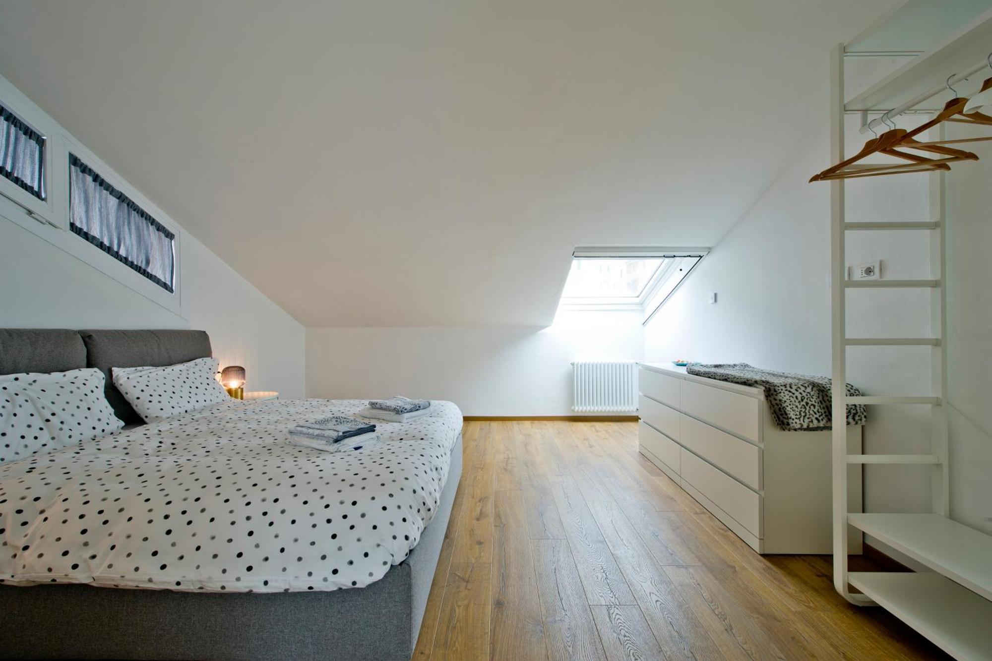 Sky View Apartment Como Eksteriør billede